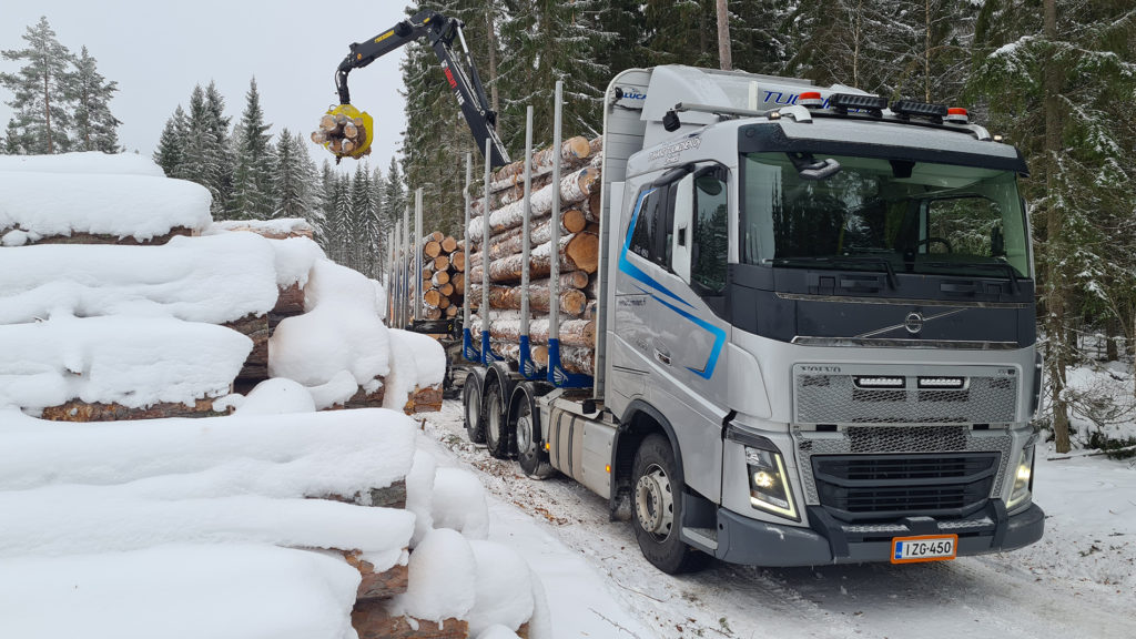Kuljetus Juhani Tuominen Volvo FH16 650