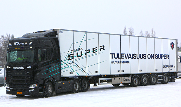 Scania 560 S Super – Suomeen sopiva