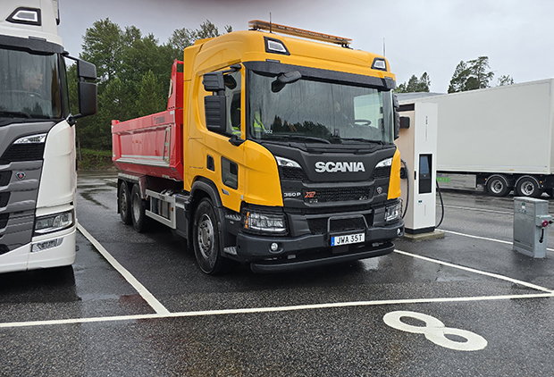Scania 350P Super