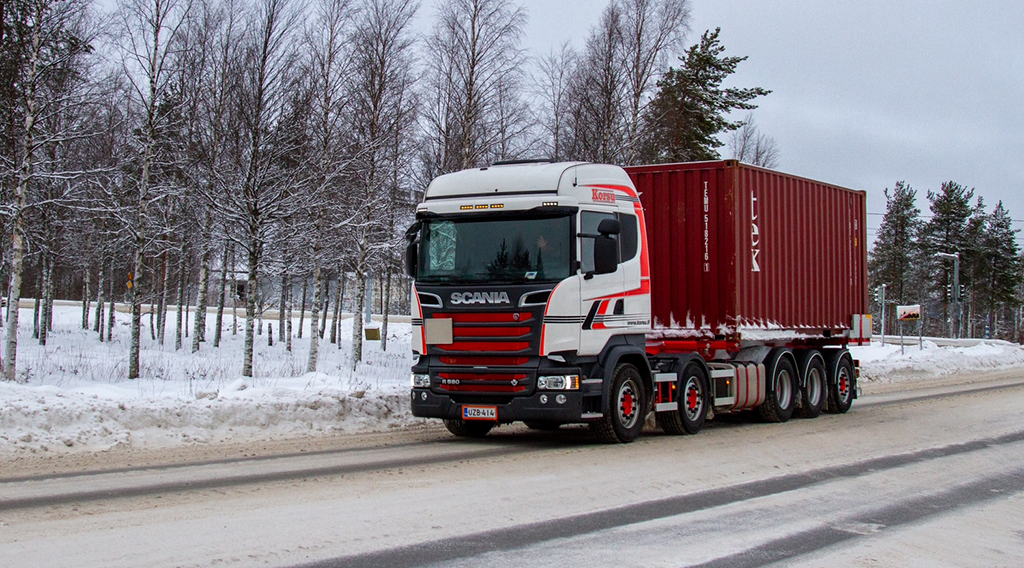 Merikontin kuljetusta