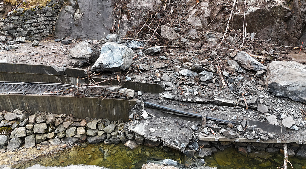 Maanvyöry Fjærassa, Etnessä.