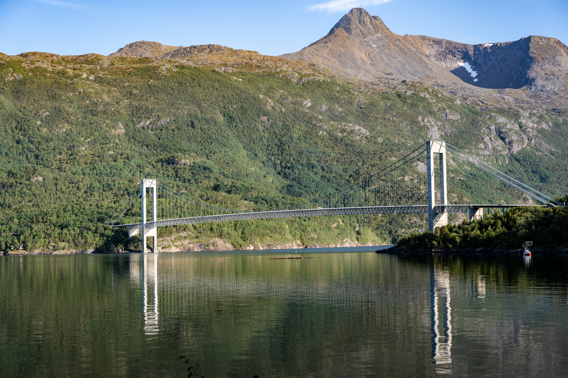 Skjombrua