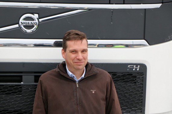 Volvo Finland Ab:n jälkimarkkinajohtaja Tommy Lindholm.