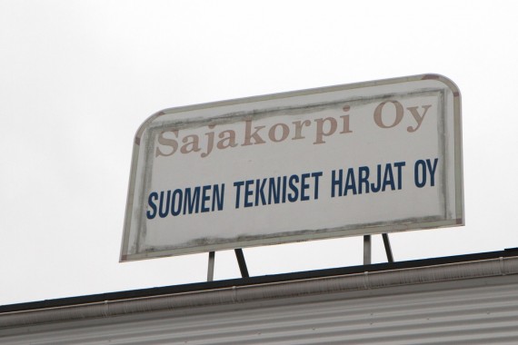 Sajakorpi, Suomen Tekniset Harjat Oy.