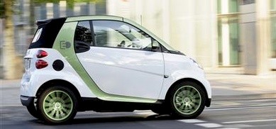 Kuvassa: Smart Fortwo Electric Drive